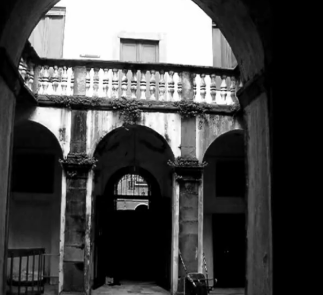 Storia del restauro e ampliamento di palazzo Tori Massoni